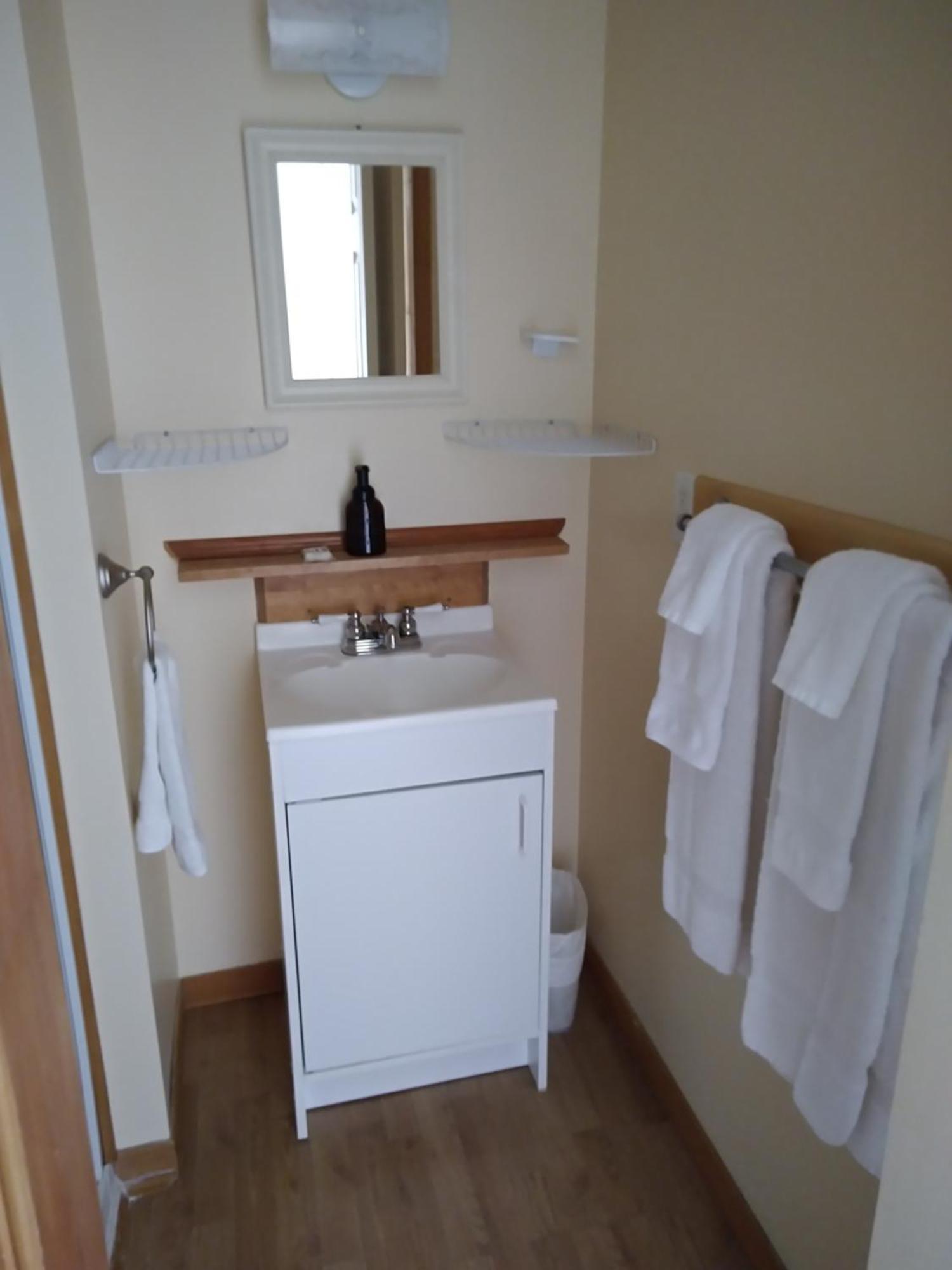 L'Inukshuk Hotel ตาดูซัก ภายนอก รูปภาพ